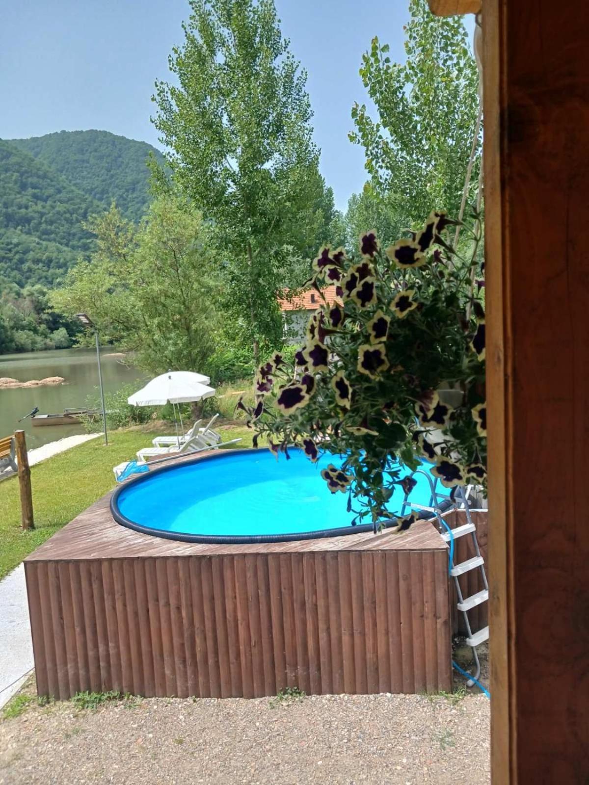 Villa Vikendica Mihic Zvornik Esterno foto