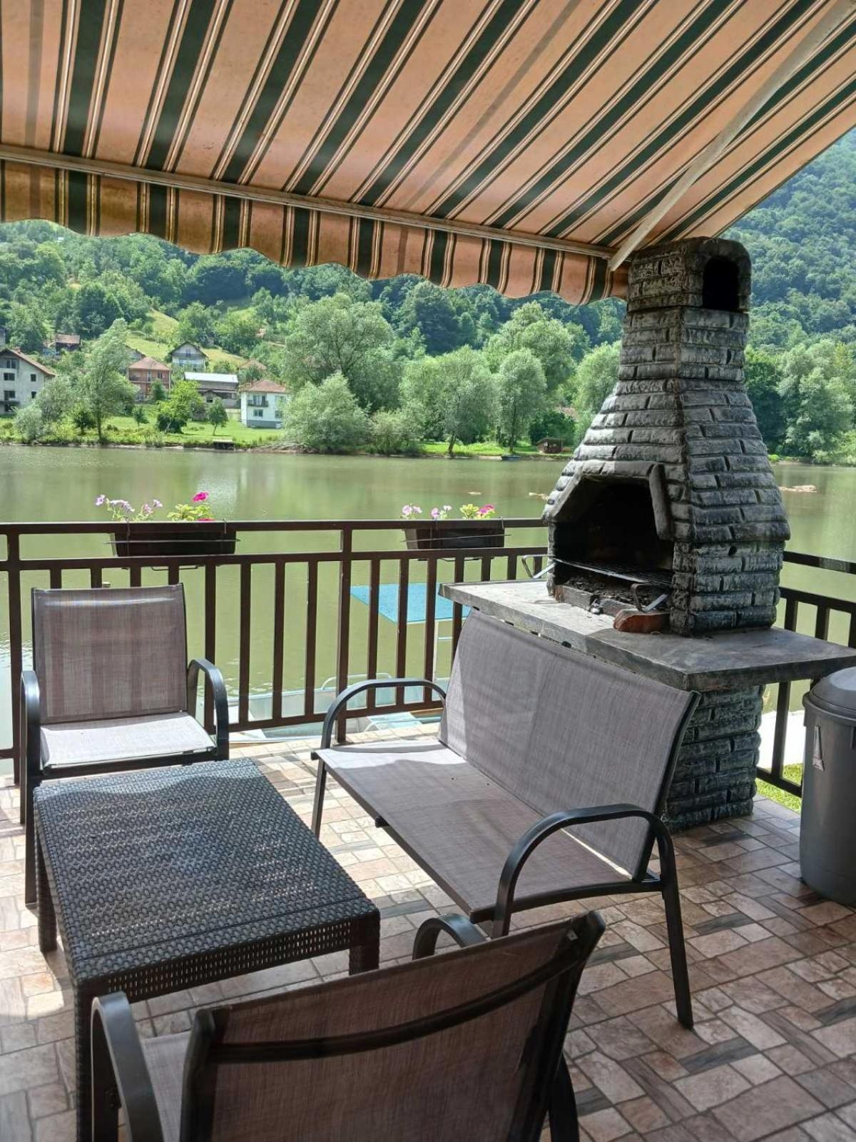 Villa Vikendica Mihic Zvornik Esterno foto